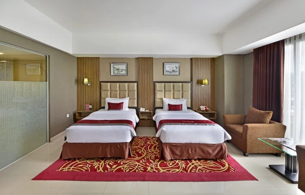 Travello Hotel Bandung Suite Twin Room Image